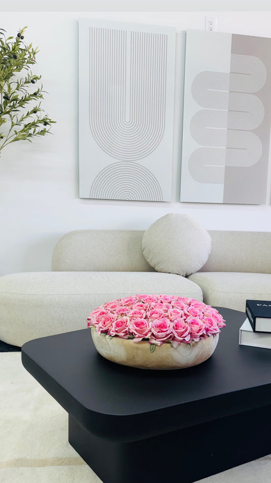 ROSES IN WOOD VASE