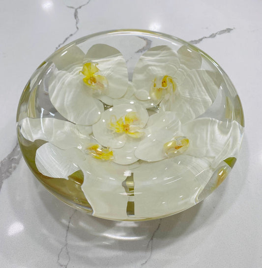 DECORATIVE ASHTRAY