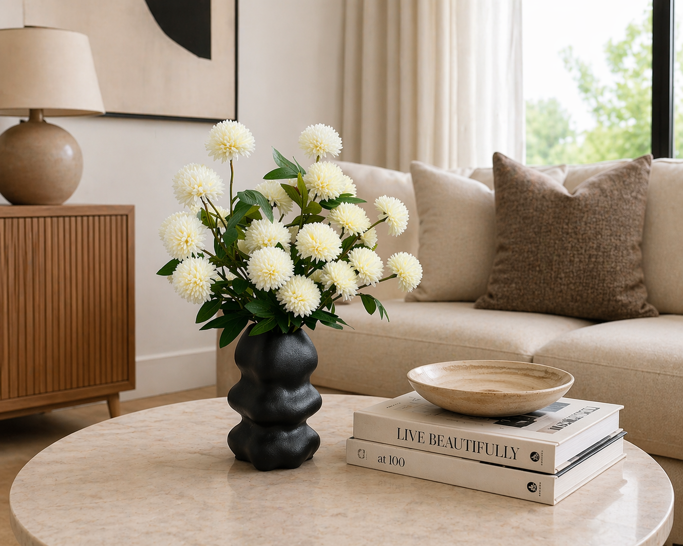 KIKU FLOWER IN MODERN BLACK VASE