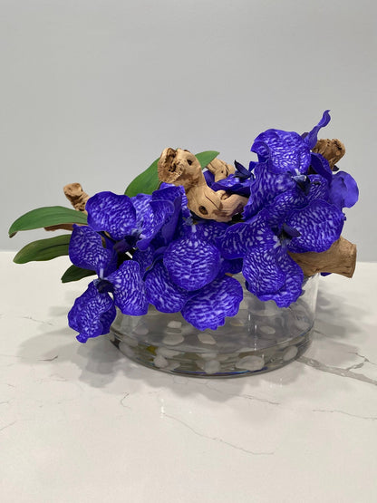 BOWL WITH ORCHIDS AND WOOD