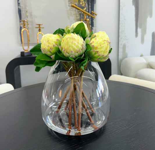 CREAM PROTEA IN PYRAMID GLASS VASE