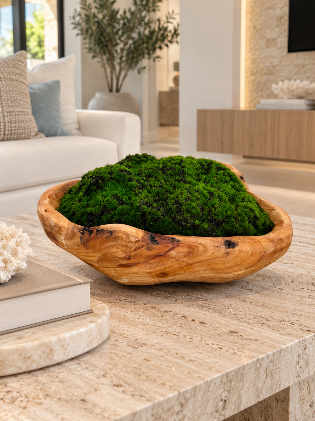 DECORATIVE MOSS ARRANGEMENT IN NATURAL WOOD BOWL