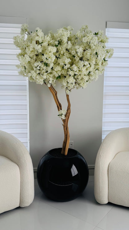 CHERRY BLOSSOM TREE IN GLOSSY BLACK GLOBE BASE