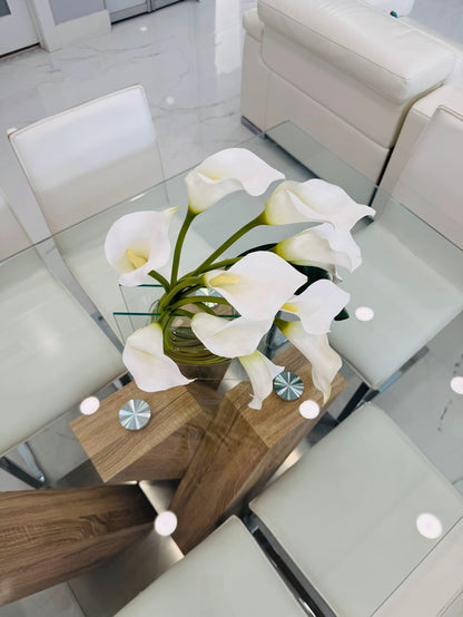 WHITE CALLA LILY ARRANGEMENT IN MODERN GLASS VASE