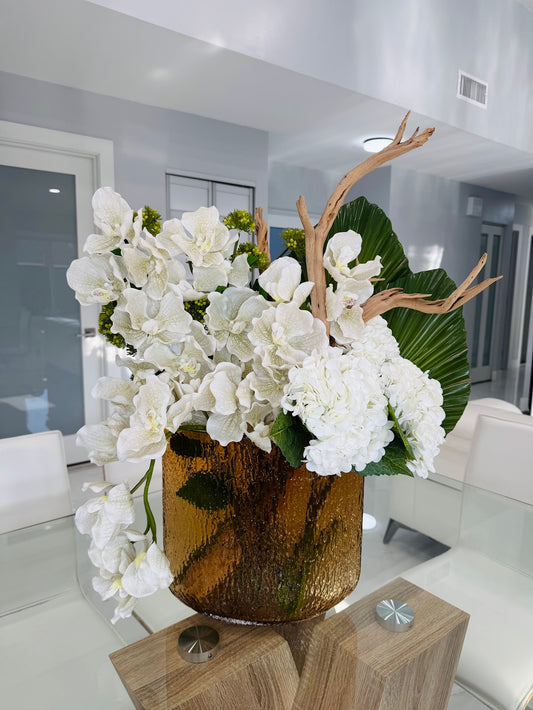 MIX BOUQUET IN AMBER VASE
