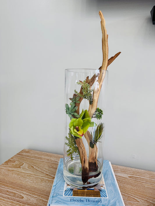 WOOD & SUCCULENT DECORATIVE CYLINDER
