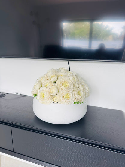 RANUNCULUS IN WHITE CERAMIC VASE