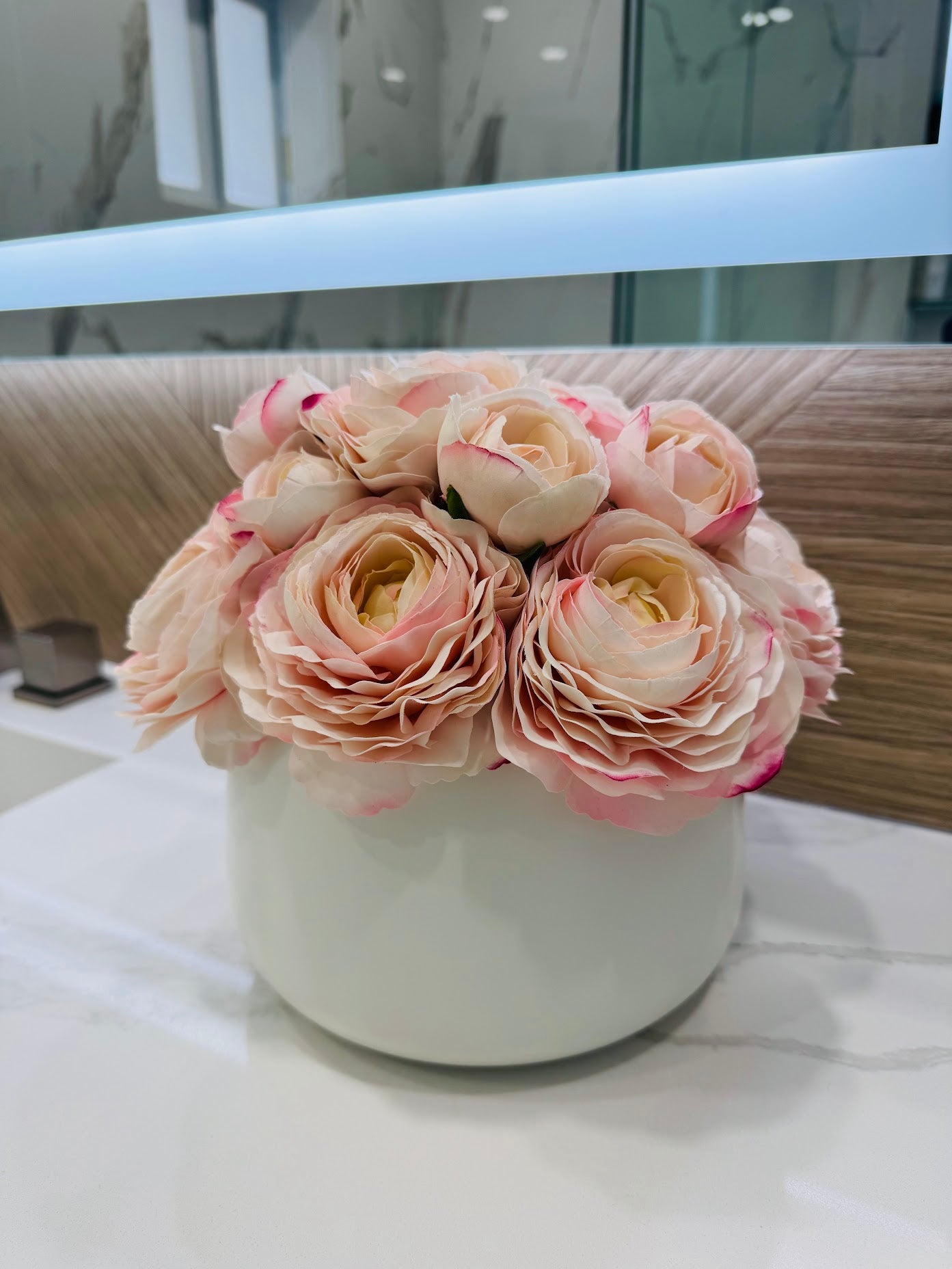 BLUSH GARDEN RANUNCULUS IN WHITE VASE