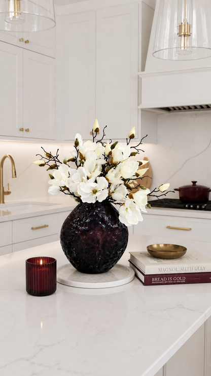ELEGANT CREAM MAGNOLIA IN TEXTURED VASE