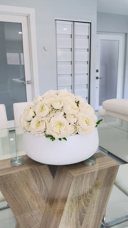 RANUNCULUS IN WHITE CERAMIC VASE